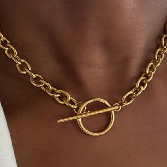 18K Gold Toggle Chain Necklace NWT - Picture 2 of 4